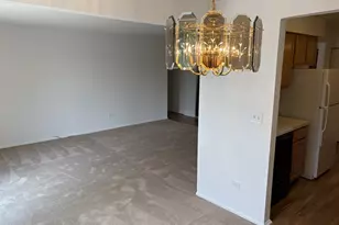 2424 E Oakton St, Arlington Heights, IL 60004 - Photo 12