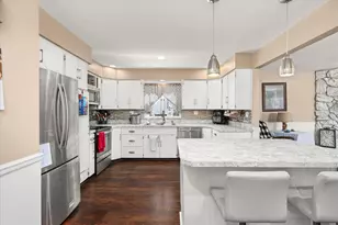 205 W Dakota St, Spring Valley, IL 61362 - Photo 8