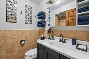 107 W Orchard Pl, Mount Prospect, IL 60056 - Photo 16