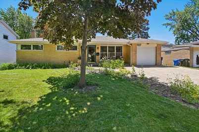 107 W Orchard Place, Mount Prospect, IL 60056 - Photo 1