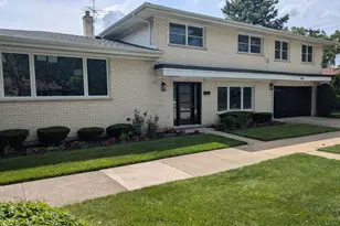 9200 Lowell Ave, Skokie, IL 60076 - Photo 1