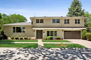 9200 Lowell Ave, Skokie, IL 60076 - Photo 6