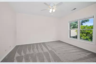 9440 S 51st Avenue #211, Oak Lawn, IL 60453 - Photo 10