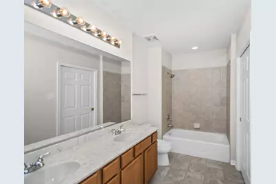 9440 S 51st Avenue #211, Oak Lawn, IL 60453 - Photo 14