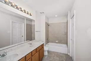 9440 S 51st Ave, Oak Lawn, IL 60453 - Photo 14