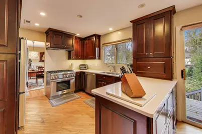 11515 Burr Oak Lane, Burr Ridge, IL 60527 - Photo 10