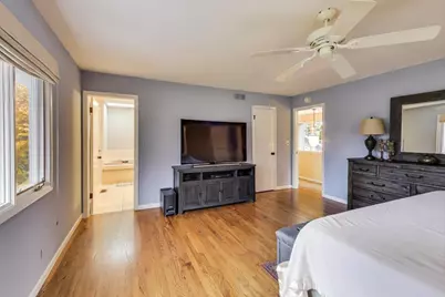 11515 Burr Oak Lane, Burr Ridge, IL 60527 - Photo 22