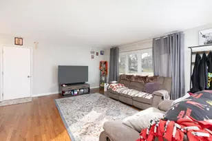 612 Silbury Ct, McHenry, IL 60050 - Photo 16