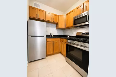 5135 S Kenwood Avenue #303, Chicago, IL 60615 - Photo 2