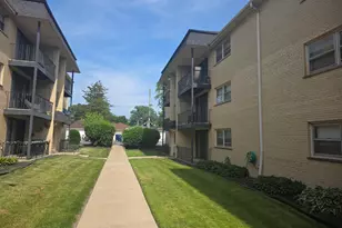 2041 N Harlem Ave, Chicago, IL 60707 - Photo 1