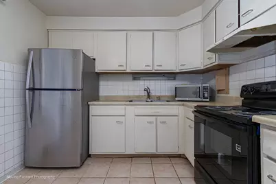 1545 W Chase Avenue #206, Chicago, IL 60626 - Photo 6