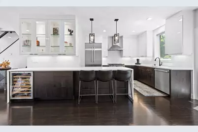 3901 S Lake Park Avenue #D, Chicago, IL 60653 - Photo 6