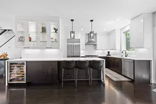 3901 S Lake Park Ave, Chicago, IL 60653 - Photo 6