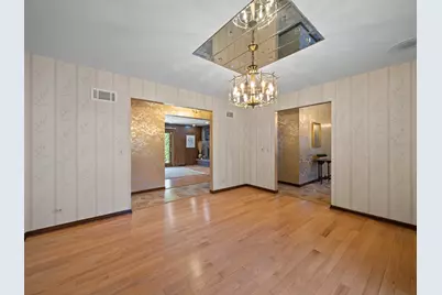 3720 Liberty Lane, Glenview, IL 60025 - Photo 4