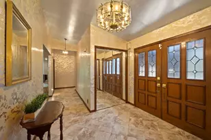 3720 Liberty Ln, Glenview, IL 60025 - Photo 2