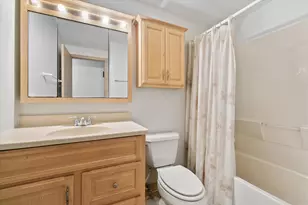 [Address not provided], Schaumburg, IL 60193 - Photo 10