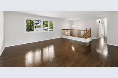 [Address not provided], Schaumburg, IL 60193 - Photo 2