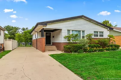 10262 S 52nd Avenue, Oak Lawn, IL 60453 - Photo 1
