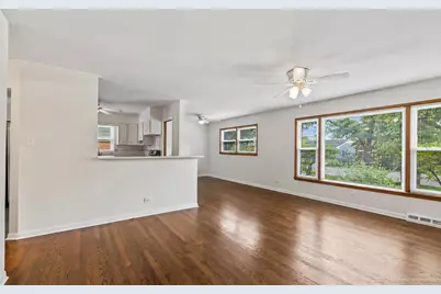 10262 S 52nd Avenue, Oak Lawn, IL 60453 - Photo 4