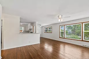 10262 S 52nd Ave, Oak Lawn, IL 60453 - Photo 4