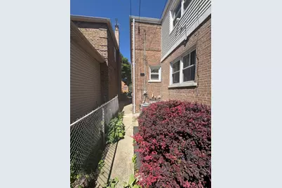 10443 S Calumet Avenue, Chicago, IL 60628 - Photo 64