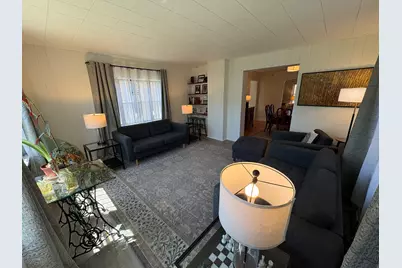 10443 S Calumet Avenue, Chicago, IL 60628 - Photo 20