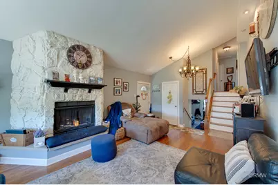 310 S Mason Street, Bensenville, IL 60106 - Photo 4