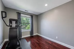 1535 Raymond Dr, Naperville, IL 60563 - Photo 12