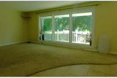 2829 Woodside Drive, Rockford, IL 61109 - Photo 4