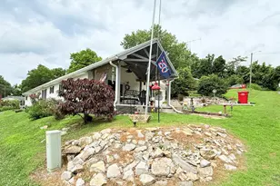 220 E Rose St, Cave In Rock, IL 62919 - Photo 2