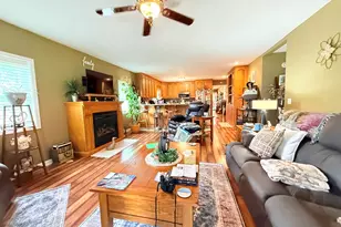 220 E Rose St, Cave In Rock, IL 62919 - Photo 6
