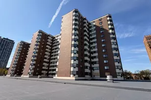7337 S South Shore Dr, Chicago, IL 60649 - Photo 8