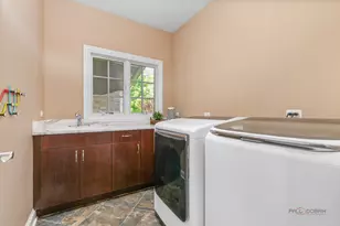 31158 Sage Ct, Green Oaks, IL 60048 - Photo 18