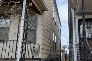 2440 W Warner Ave, Chicago, IL 60618 - Photo 2