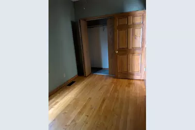 2440 W Warner Avenue, Chicago, IL 60618 - Photo 10