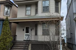 2440 W Warner Ave, Chicago, IL 60618 - Photo 1