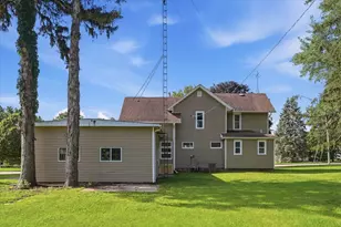 215 W Lincoln Hwy, Franklin Grove, IL 61031 - Photo 6