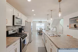 2442 Alison Ave, Pingree Grove, IL 60140 - Photo 10