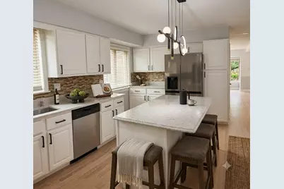 6737 S Kenneth Avenue, Chicago, IL 60629 - Photo 2