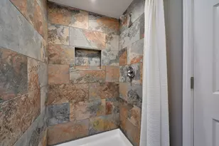 1328 Cabot Ln, Schaumburg, IL 60193 - Photo 22