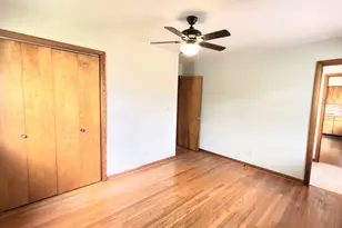315 Mecherle Dr, Bloomington, IL 61701 - Photo 16