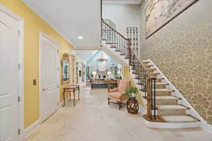 64 Forest Gate Cir, Oak Brook, IL 60523 - Photo 4