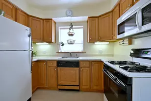 1638 N 74th Ave, Elmwood Park, IL 60707 - Photo 14