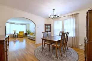 1638 N 74th Ave, Elmwood Park, IL 60707 - Photo 10