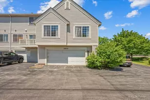 2433 Daybreak Ct, Elgin, IL 60123 - Photo 2