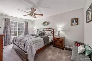 2433 Daybreak Ct, Elgin, IL 60123 - Photo 16