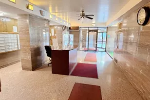 7337 S South Shore Dr, Chicago, IL 60649 - Photo 4