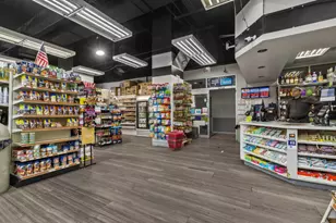 655 W Irving Park Rd, Chicago, IL 60613 - Photo 22