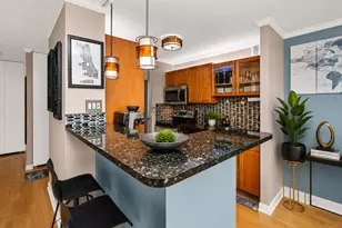 655 W Irving Park Rd, Chicago, IL 60613 - Photo 6