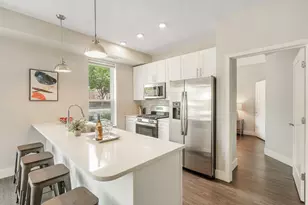 101 W Liberty St, Barrington, IL 60010 - Photo 4